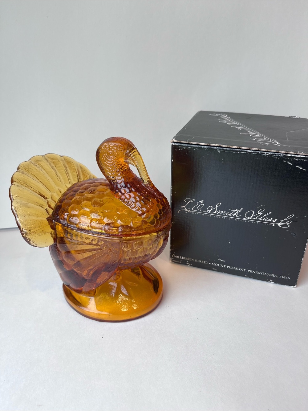 Vintage LE Smith Amber Glass Turkey Covered Dish